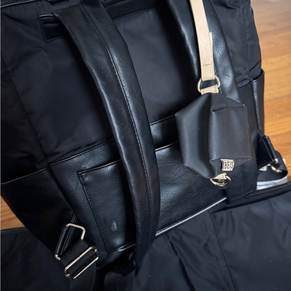 COPY - Barely used: BEIS Black Diaper Backpack (minimal wear) - Picture 8 of 16